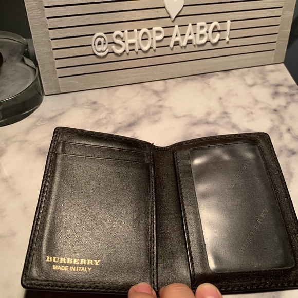 ♥️SOLD ON INSTA ♥️Authentic Burberry card holder - Picture 4 of 6